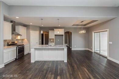 9531 Rushbrook Dr, Johnston, IA 50131 - photo 3