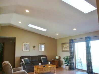 20679 Fostoria Rd, Luckey, OH 43443 - photo 4