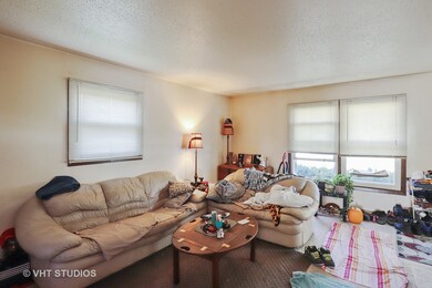 2243 Pearsall Pkwy, Waukegan, IL 60085 - photo 2