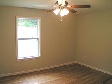 159 Oneal Ln, Elkins, AR 72727 - photo 3