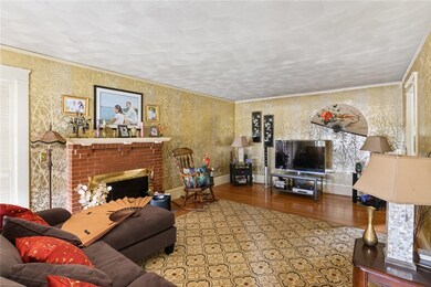 86 Brandon Rd, Cranston, RI 02910 - photo 7