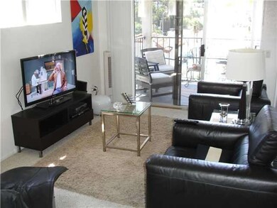 Back Unite #2 Living room