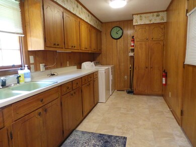 311 Lakeshore Dr, Gaffney, SC 29341 - photo 3