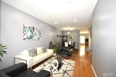 102 Crocus Ct, Dayton, NJ 08810 - photo 2