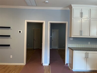 1147 Norham St, Houston, TX 77022 - photo 5