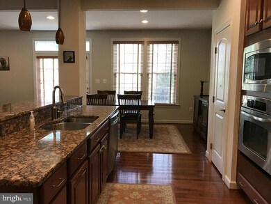 42587 Offenham Terrace, Chantilly, VA 20152 - photo 3