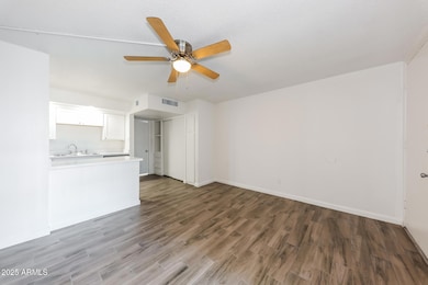 6320 N 16th St unit 210, Phoenix, AZ 85016 - photo 4