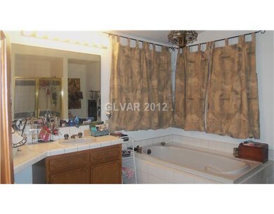 Master Bath/Spa.
