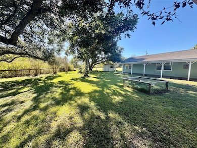 35 Private Road 815, Markham, TX 77456 - photo 7