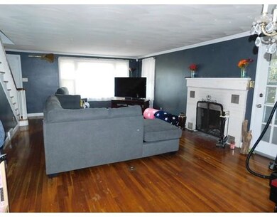 75 Birchland Ave, Springfield, MA 01119 - photo 3