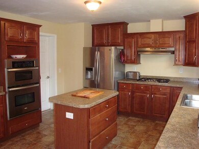 Great stainless appliances including convection ov