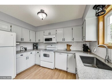 You will find plenty of cupboard storage and lots 