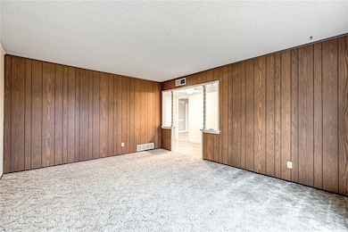 3072 W Indianapolis Ave, Fresno, CA 93722 - photo 6