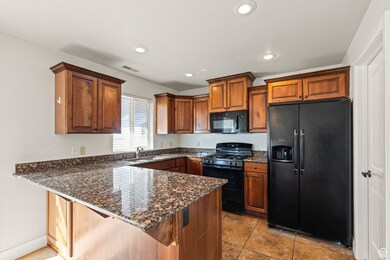 920 S 25 E unit 10C, Cedar City, UT 84720 - photo 5