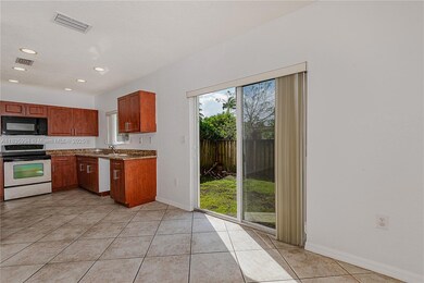 205 NE 4th Ct unit 211, Hallandale Beach, FL 33009 - photo 4