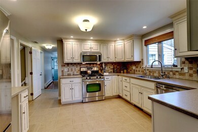 14 Old Chimney Rd, Barrington, RI 02806 - photo 7