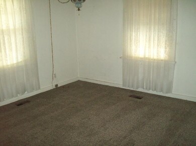 3121 Corning Ave, Parsons, KS 67357 - photo 5