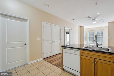 8045 Newell St unit 223, Silver Spring, MD 20910 - photo 3