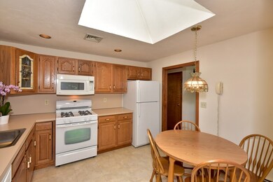 59 Raymond Way, Ashland, MA 01721 - photo 4