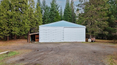431 Red Blanket Rd, Prospect, OR 97536 - photo 2