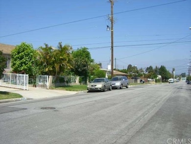 Street scene view north