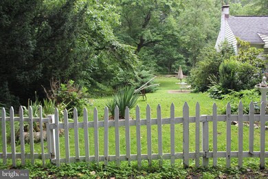 11811 Kingstead Rd, Clarksburg, MD 20871 - photo 2