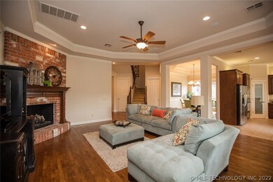 Open design creates casual, relaxing atmosphere fo