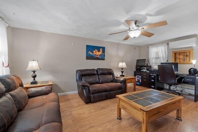 968 Merrimack Ave, Dracut, MA 01826 - photo 5