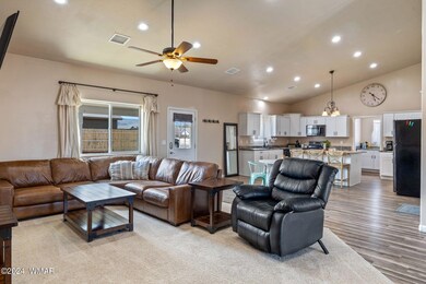 497W3rdAve-Eagar-AZ-3