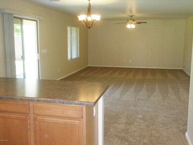 familyroom 5