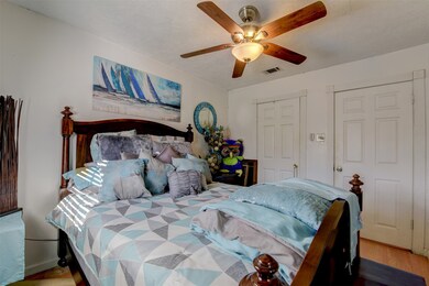 2206 Ellington St, Houston, TX 77088 - photo 7