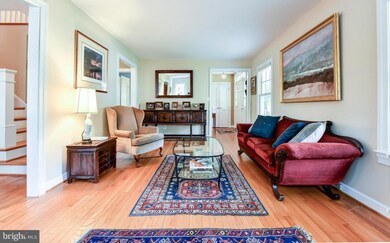 216 W Jefferson St, Falls Church, VA 22046 - photo 2