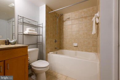 414 Water St unit 1910, Baltimore, MD 21202 - photo 7