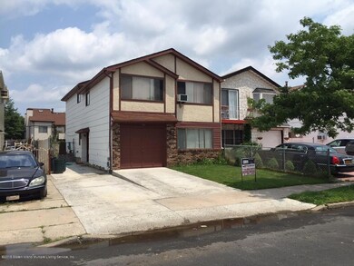 261 Ada Dr, Staten Island, NY 10314 - photo 2