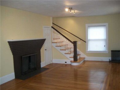 254 Hamilton St, Providence, RI 02907 - photo 4