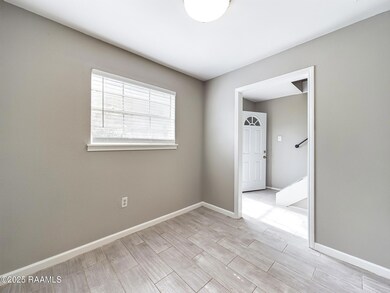 5 - Dining Room