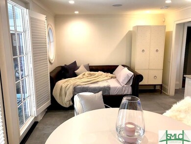 23 W Gordon Ln unit B, Savannah, GA 31401 - photo 5