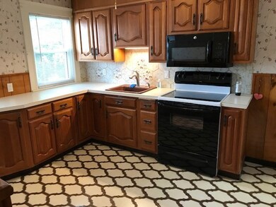 79 Golden Ave unit 2, Medford, MA 02155 - photo 2