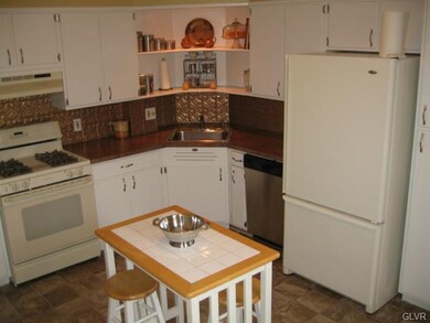 1202 Elm St, Bethlehem, PA 18018 - photo 6