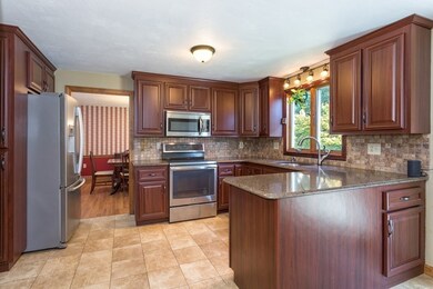 38 Flagg Dr, Bellingham, MA 02019 - photo 7