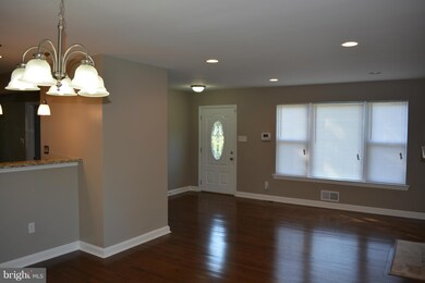 2705 Gaither St, Temple Hills, MD 20748 - photo 5