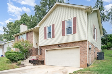 1215 Verkler Dr, Clarksville, TN 37042 - photo 2