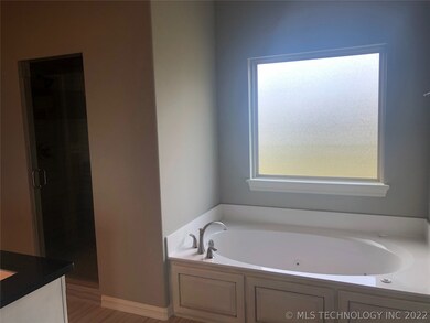 unlisted-address, Jenks, OK 74037 - photo 6