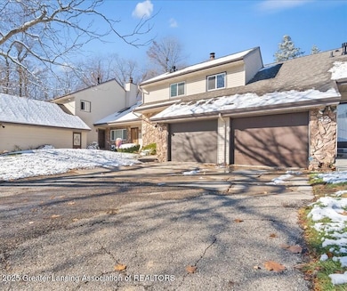 1114 Timbercreek Dr unit 41, Grand Ledge, MI 48837 - photo 3