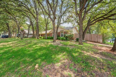 1017 Cherry Ct, Hurst, TX 76053 - photo 3