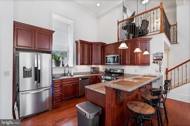 542 E Hector St unit 4, Conshohocken, PA 19428 - photo 3