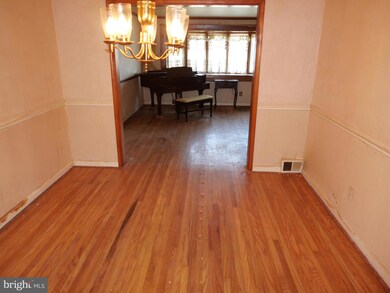 2404 Hillcrest Rd, Drexel Hill, PA 19026 - photo 6