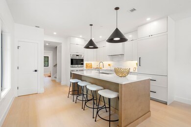 145 Warren St unit 5, Newton Center, MA 02459 - photo 4