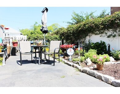 242A Quincy Shore Dr, Quincy, MA 02171 - photo 4