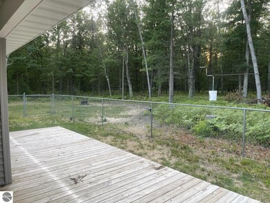 6630 Loud Dr, Oscoda, MI 48750 - photo 4